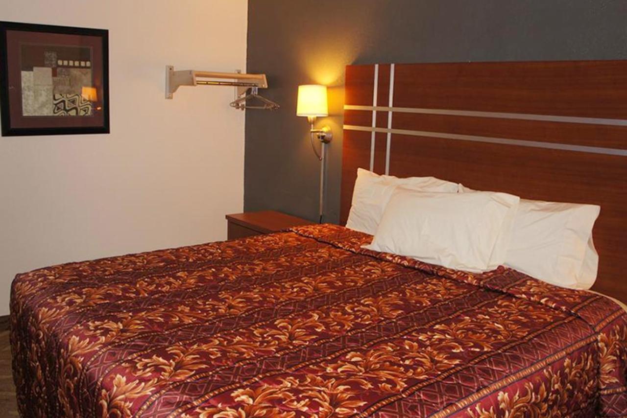 Econo Lodge Waite Park エクステリア 写真