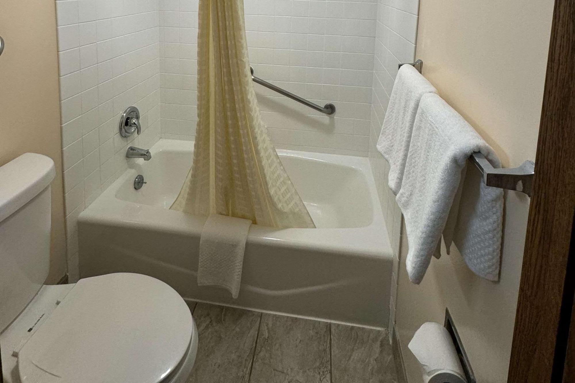 Econo Lodge Waite Park エクステリア 写真