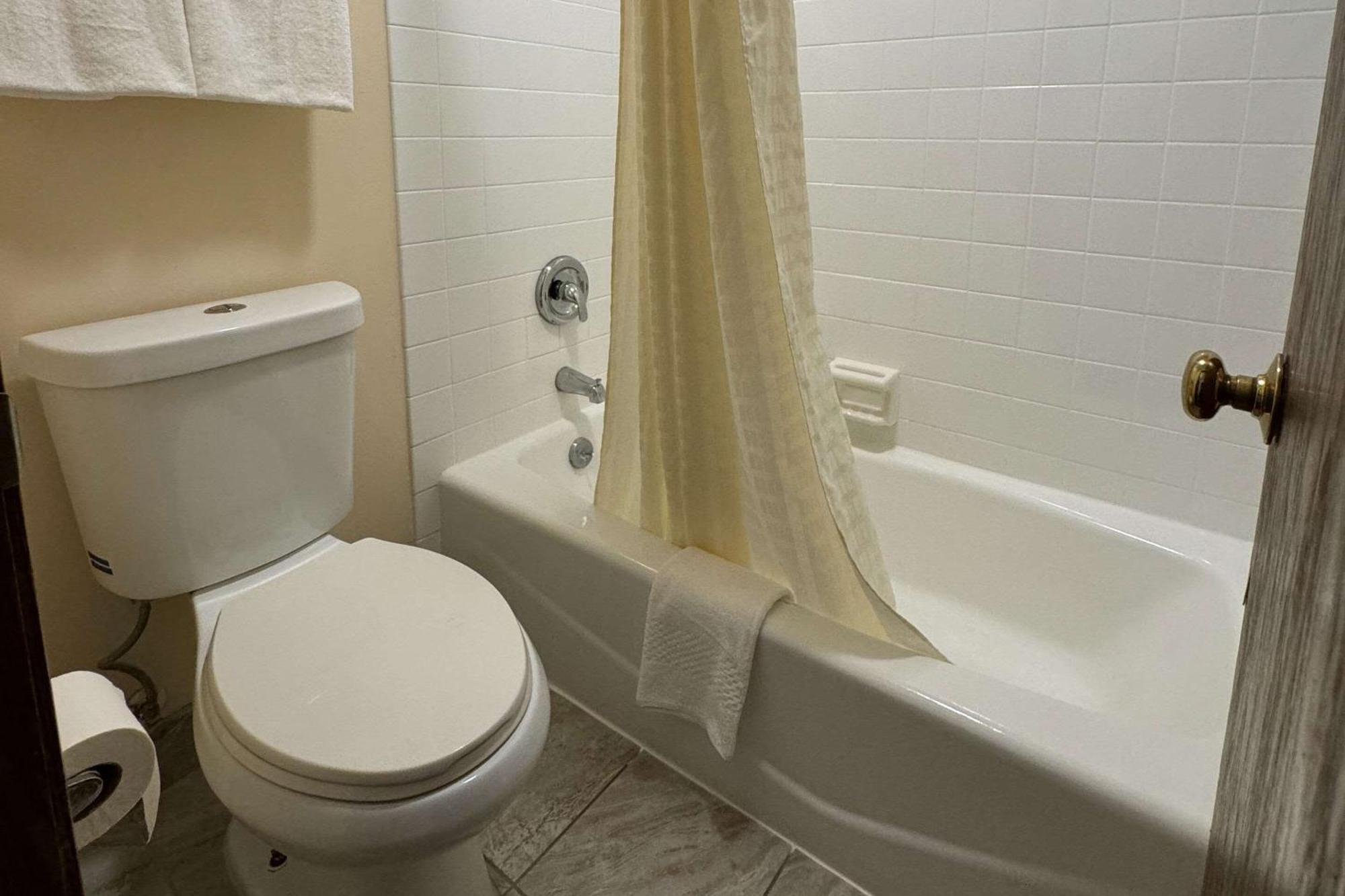 Econo Lodge Waite Park エクステリア 写真