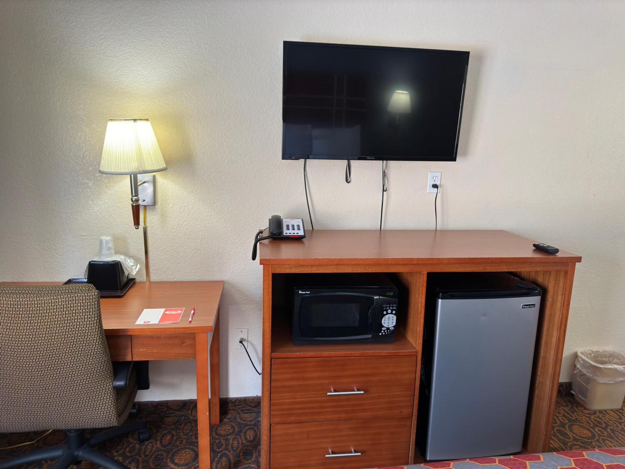 Econo Lodge Waite Park エクステリア 写真