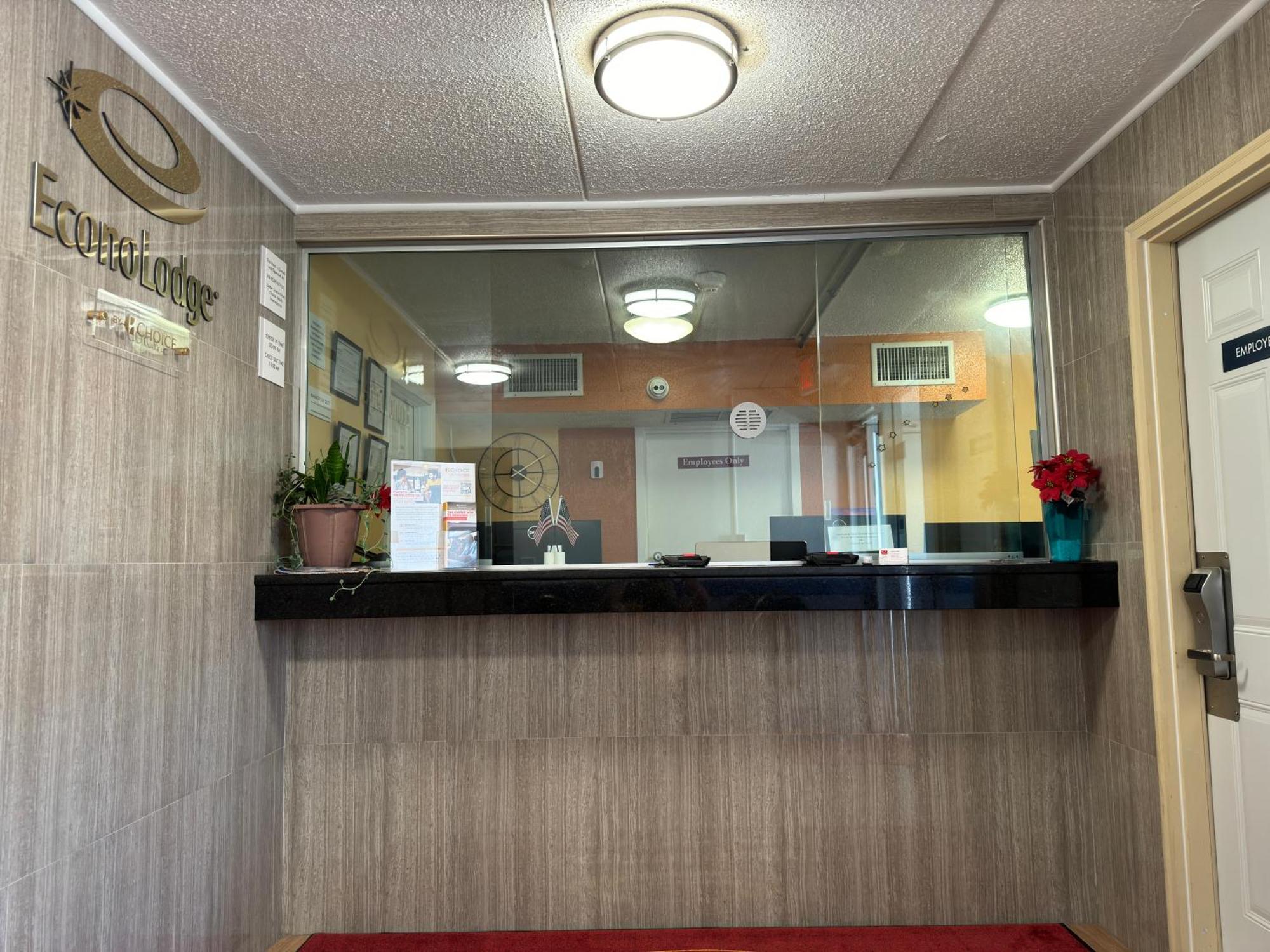 Econo Lodge Waite Park エクステリア 写真